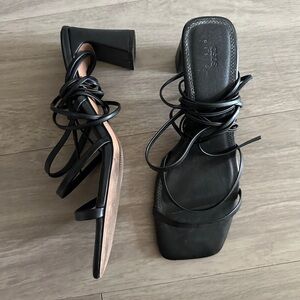 Chic Black Strappy Sandals